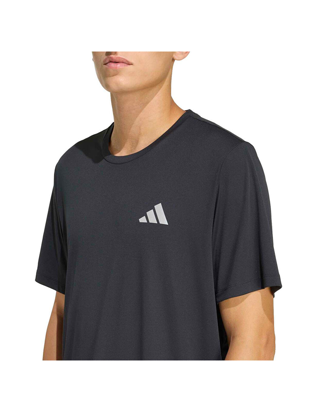 Run Essentials Erkek Siyah Yuvarlak Yaka Tişört-1