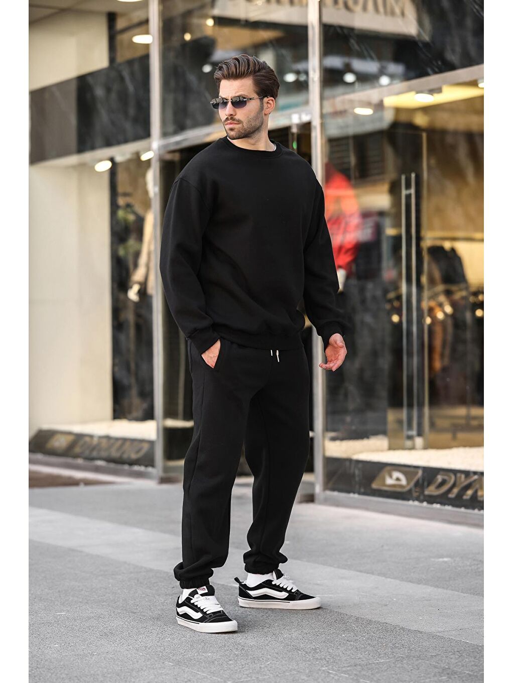 Siyah Bisiklet Yaka Basic Eşofman Takımı E7329