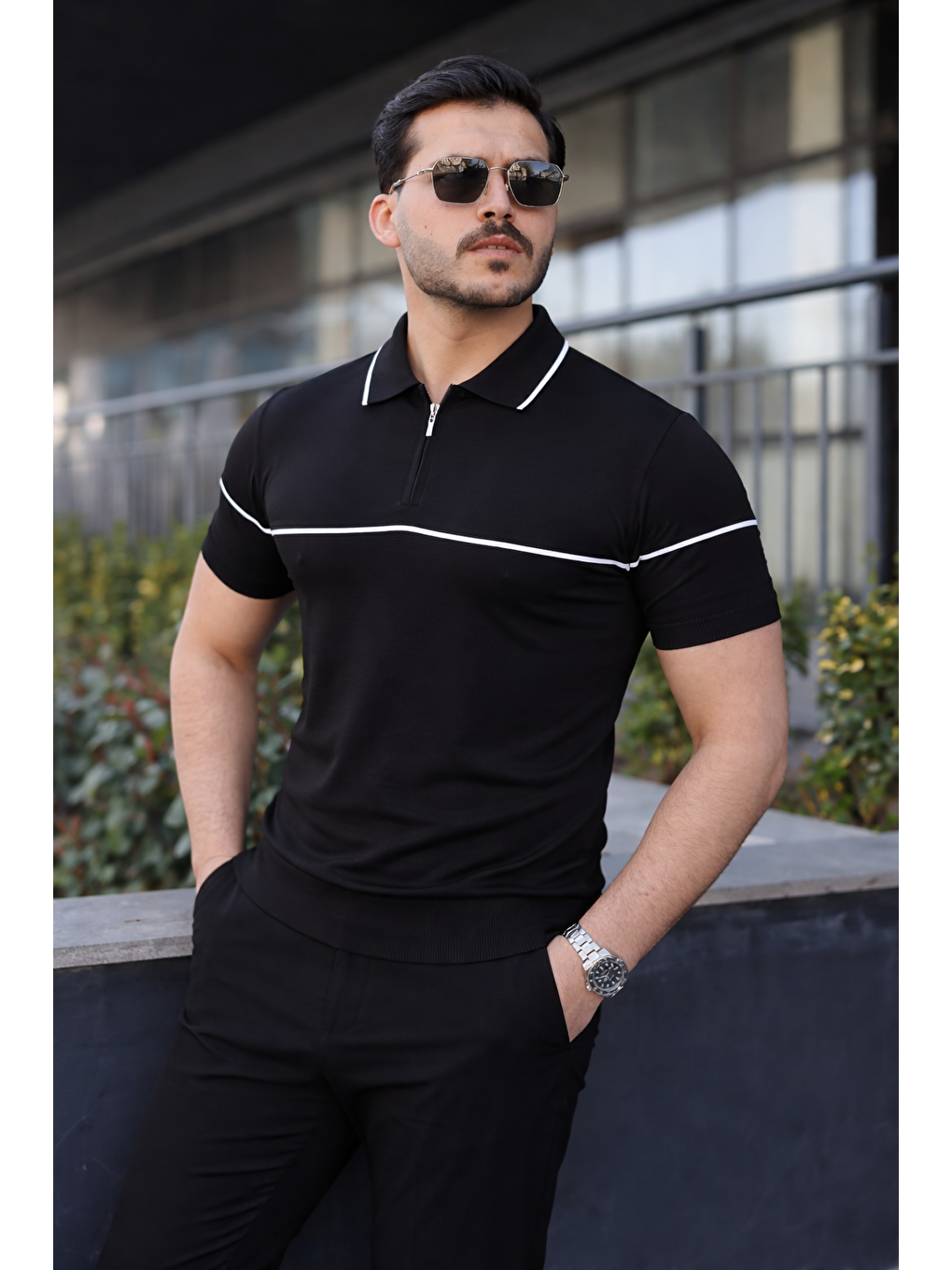Erkek Günlük Çizgili Fermuarlı Triko Siyah Polo Yaka Tişört-1