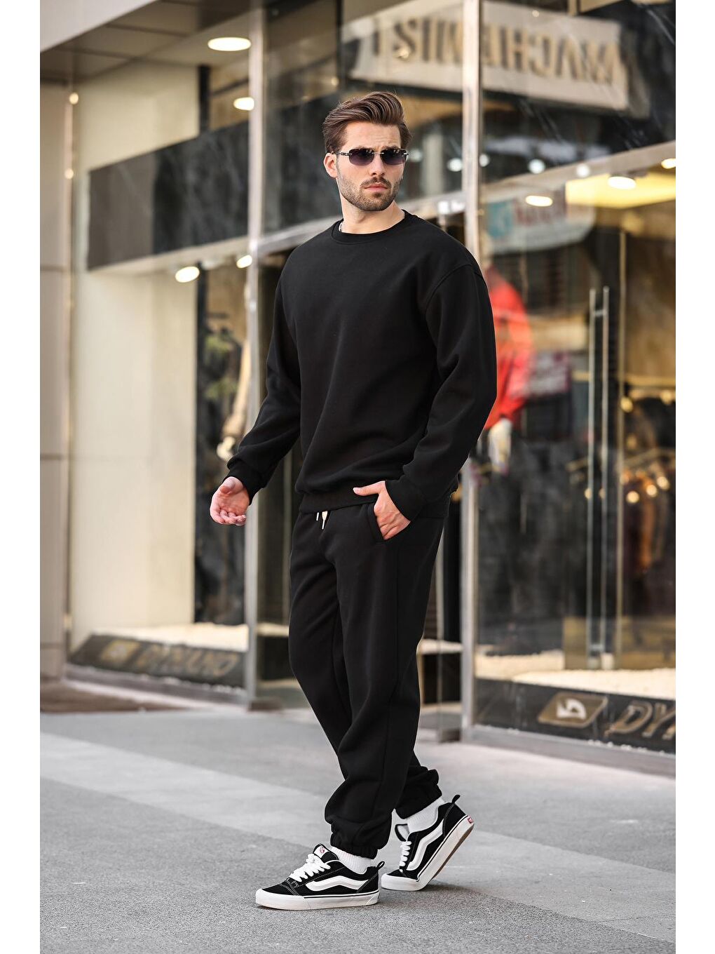 Siyah Bisiklet Yaka Basic Eşofman Takımı E7329-2