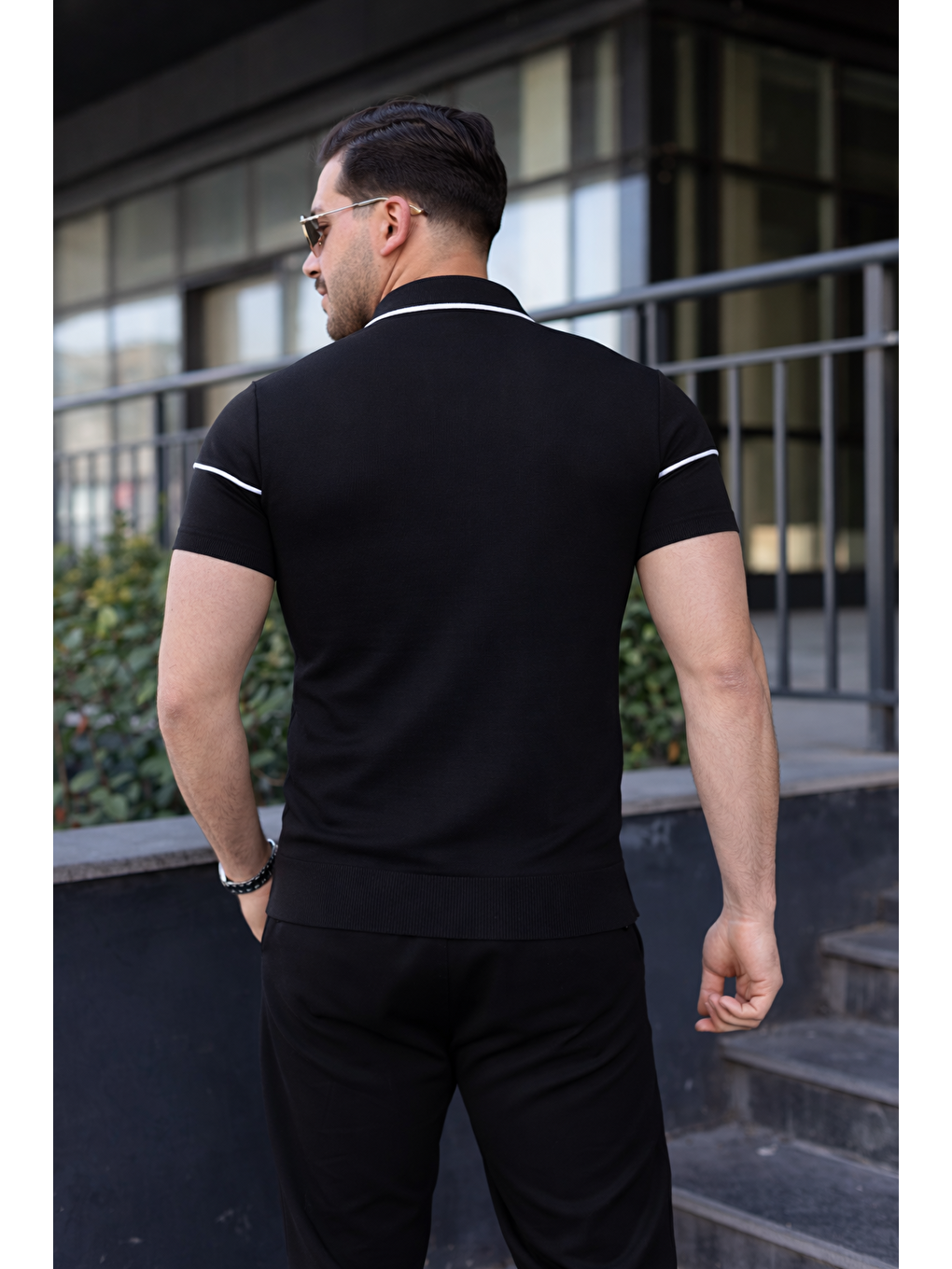Erkek Günlük Çizgili Fermuarlı Triko Siyah Polo Yaka Tişört-5