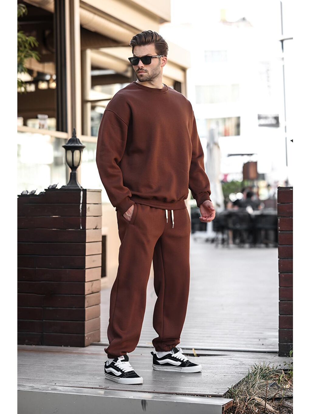 Acı Kahverengi Bisiklet Yaka Basic Eşofman Takımı E7329