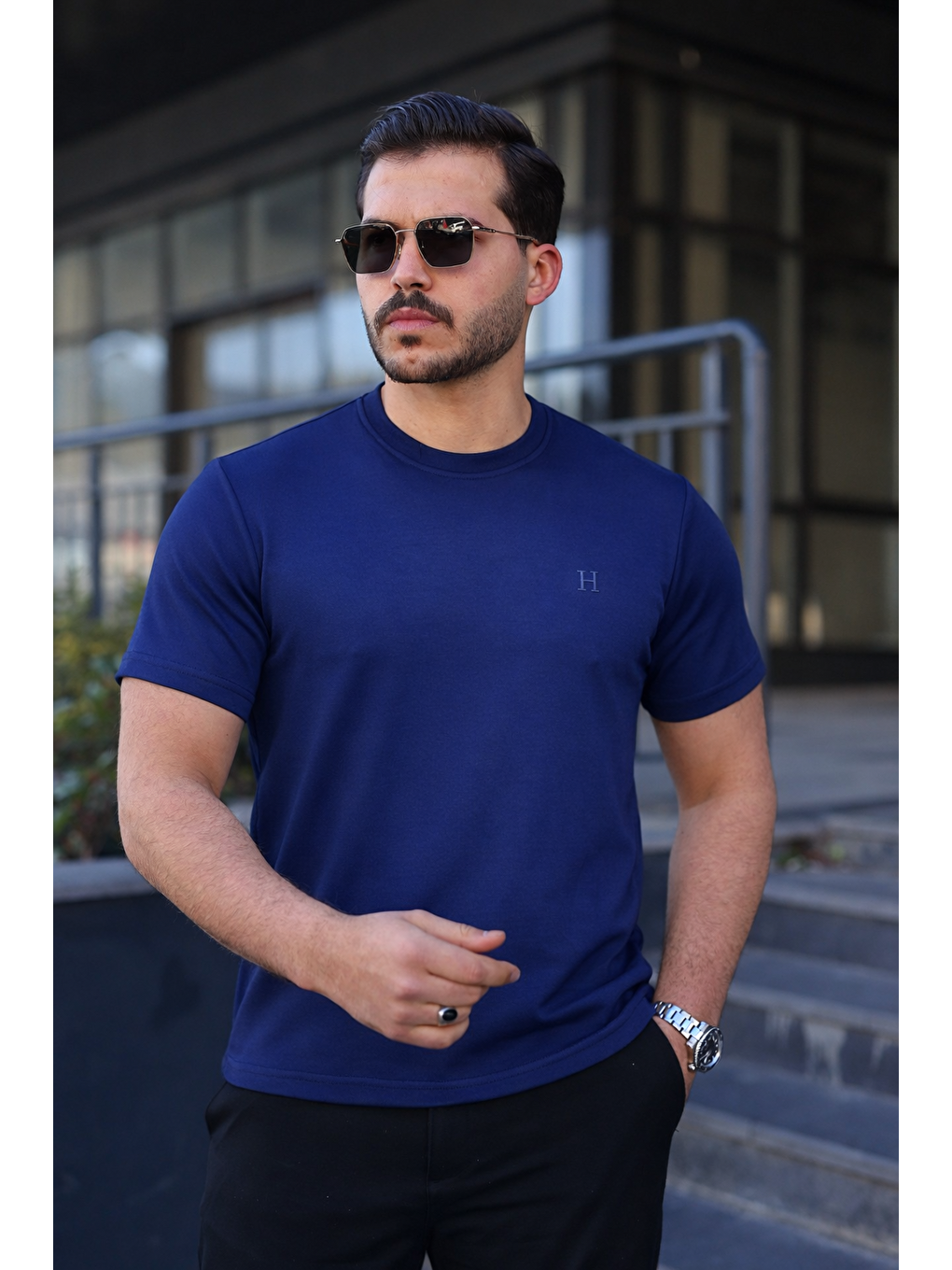 Erkek Kısa Kol Yazlık Baskılı Lacivert Dar Tişört-1