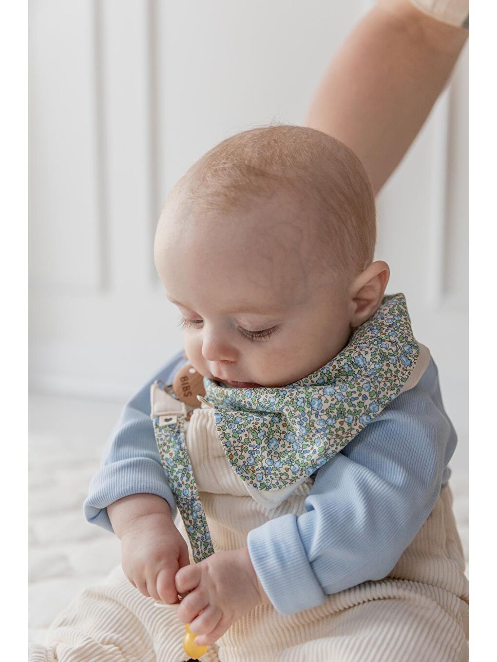 x Liberty Bandana Bib Eloise-Ivory