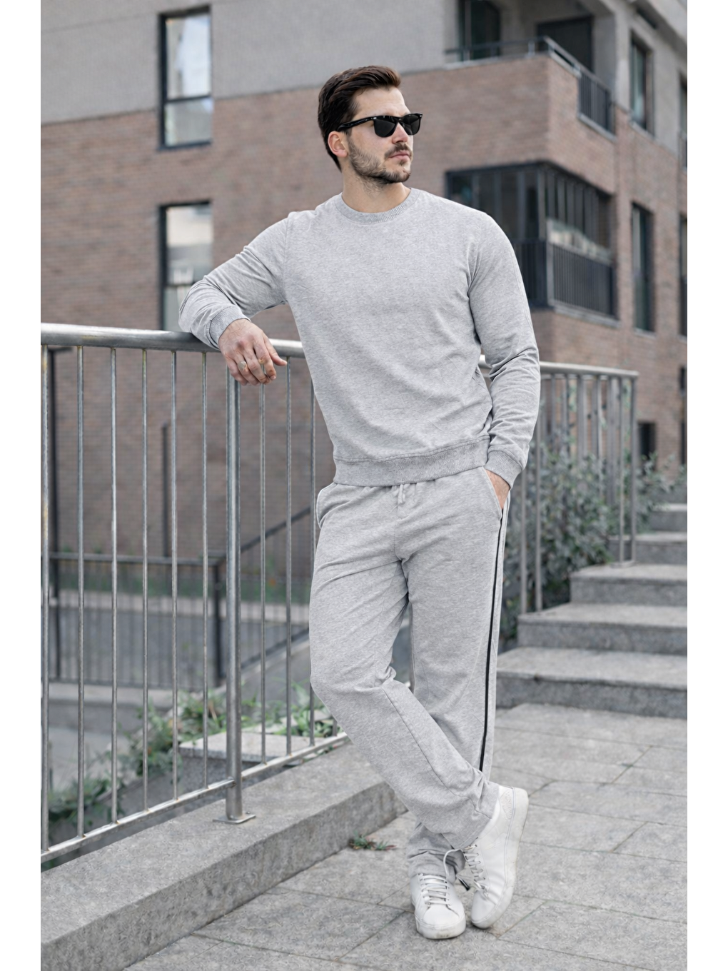 Erkek Çizgili Bisiklet Yaka Dar A.Gri Eşofman Takımı-1