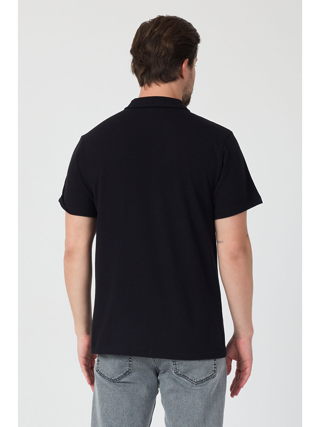 Siyah Erkek Önü Fermuarlı Polo Yaka Tshirt 1981-3