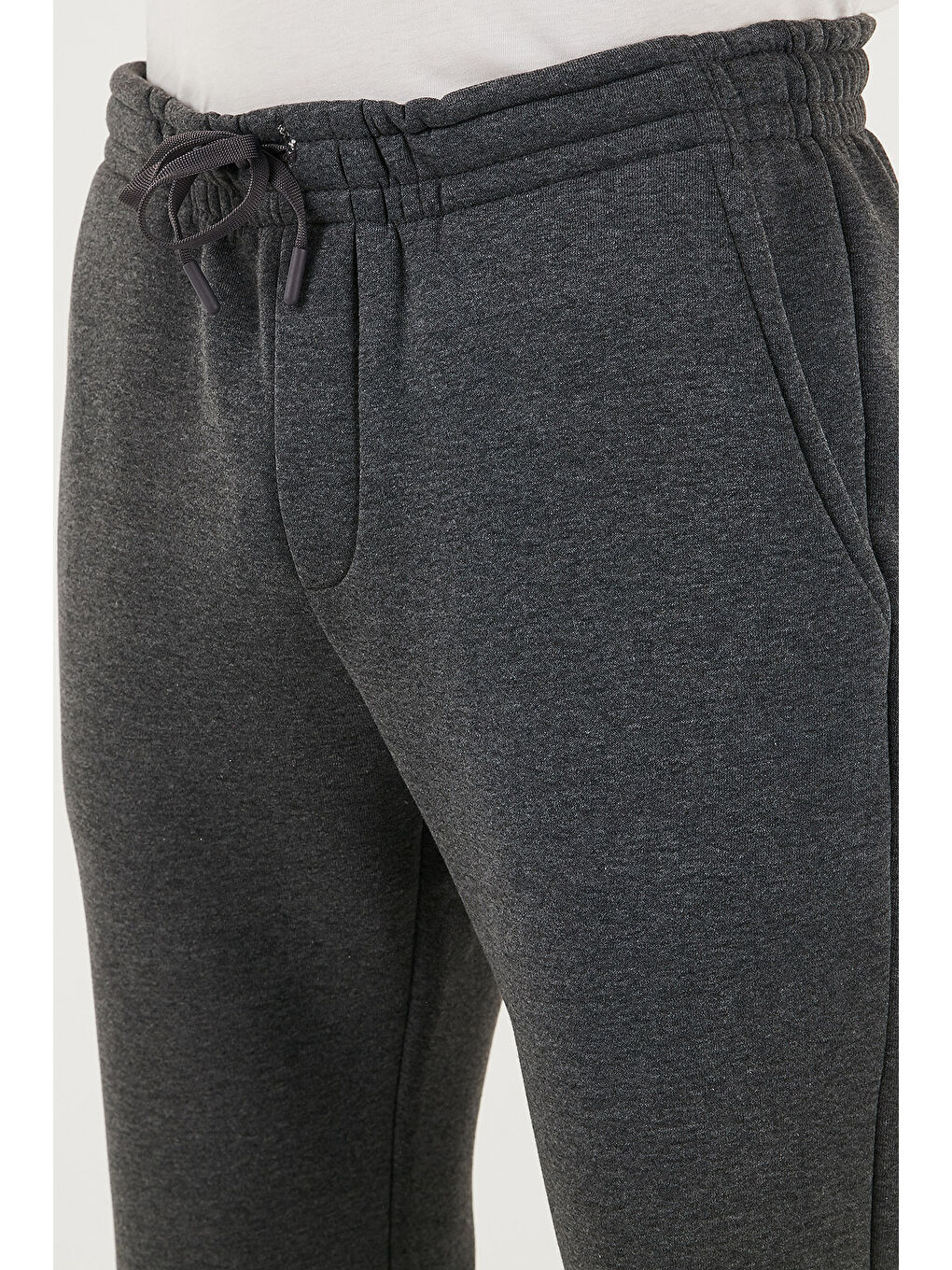 Antrasit Pamuklu Regular Fit Normal Bel Şardonlu Eşofman Altı 5908040-5