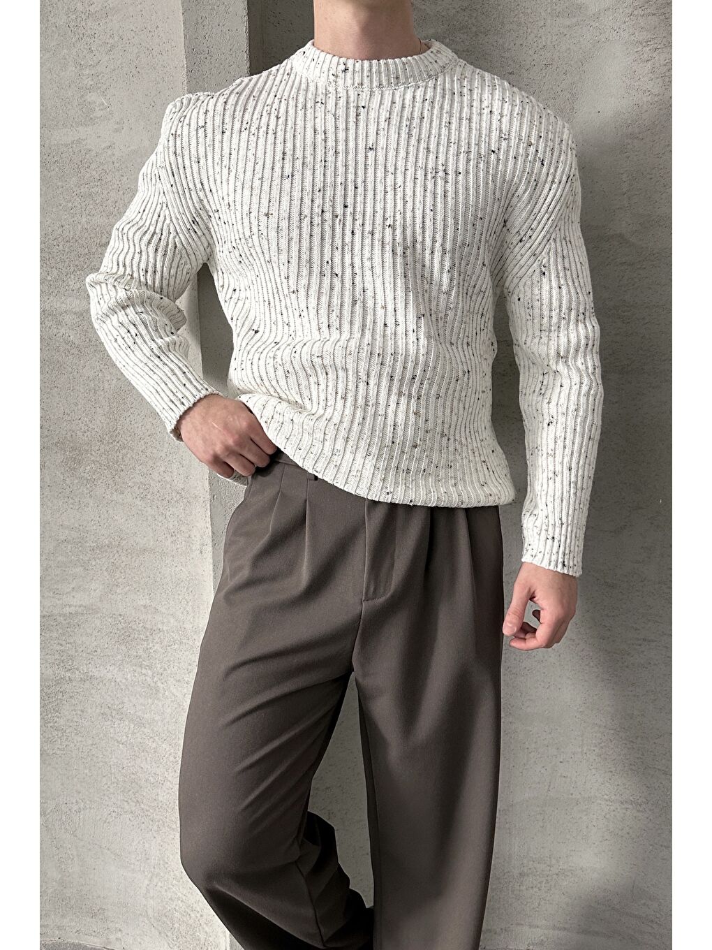 Ekru Erkek Fitilli Örme Oversize Kazak-2