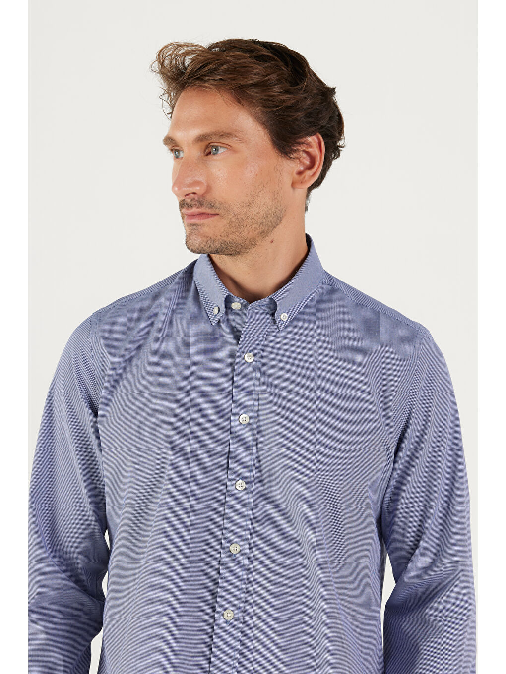 Erkek Lacivert Slim Fit Dar Kesim Oxford Düğmeli Yaka Pötikareli Pamuklu Gömlek-1