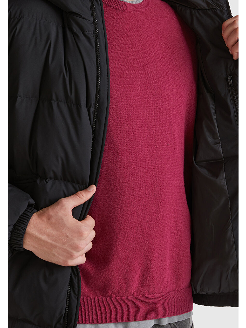 Erkek Siyah Kaz Tüyü Dolgulu Yanları Cepli Gizli Fermuarlı Kapüşonlu Mont-3