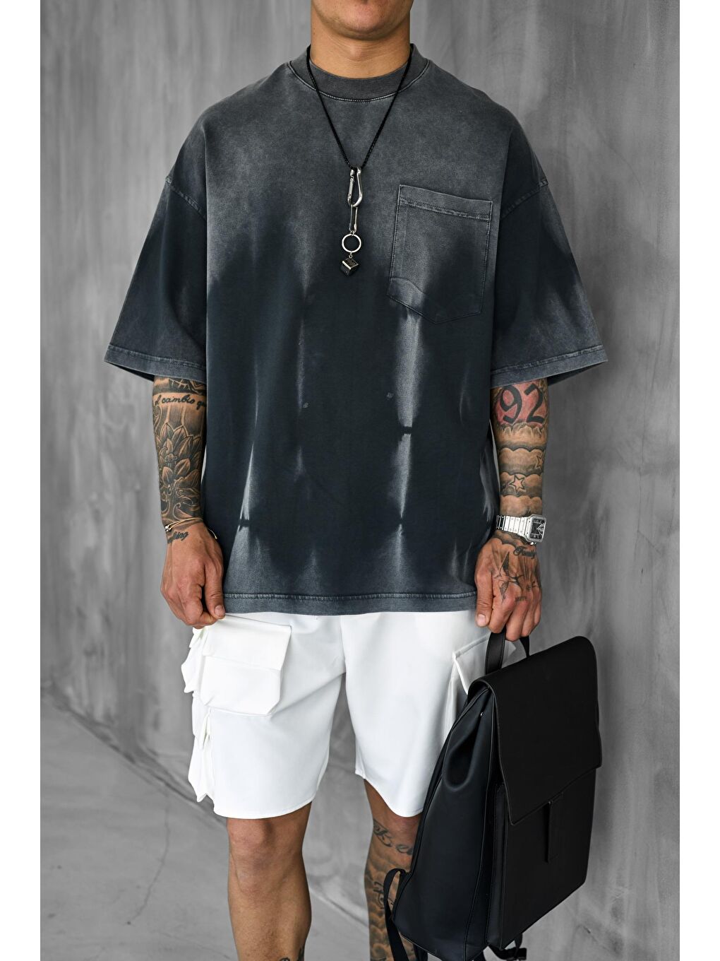 Erkek Yıkama Efektli Oversize Tişört Siyah-3