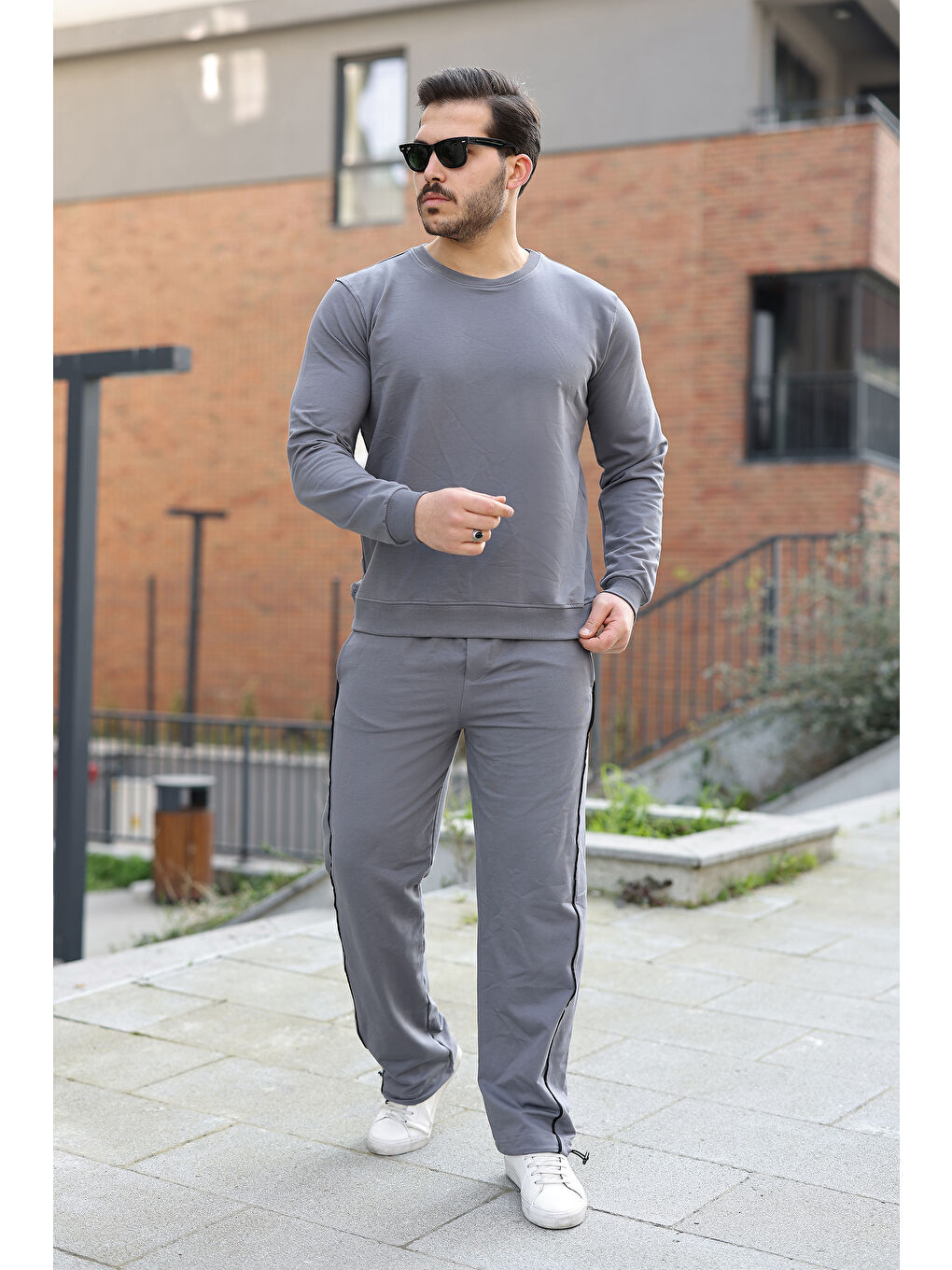 Gri Erkek Çizgili Bisiklet Yaka Dar Füme Eşofman Takımı-2