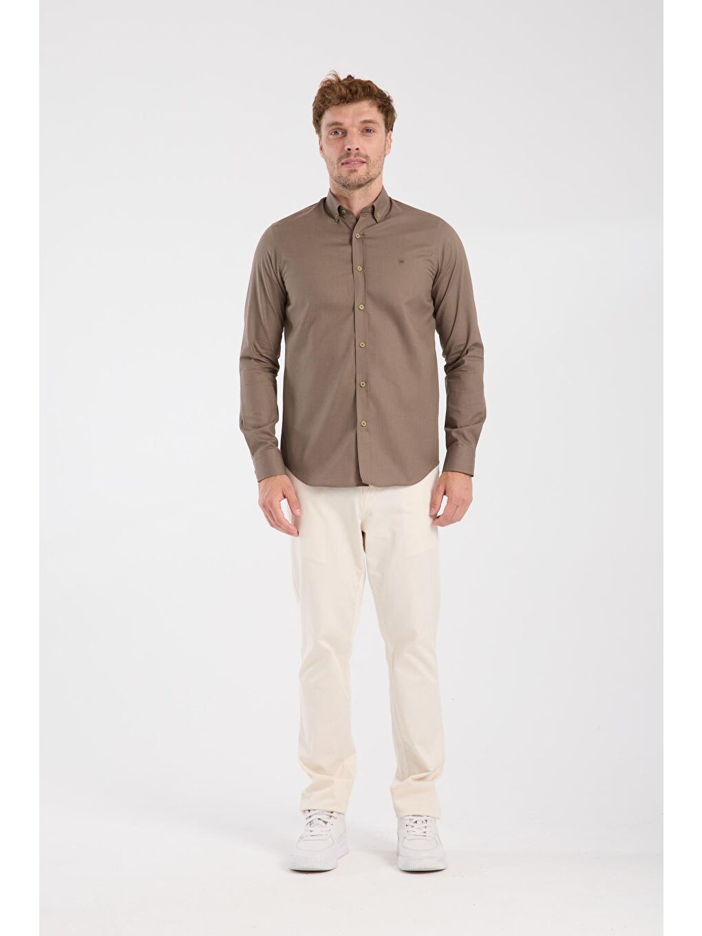 Aclub Ac10103 Twill Pamuklu Slim Fit Kahverengi Düğmeli Yaka Erkek Düz Gömlek