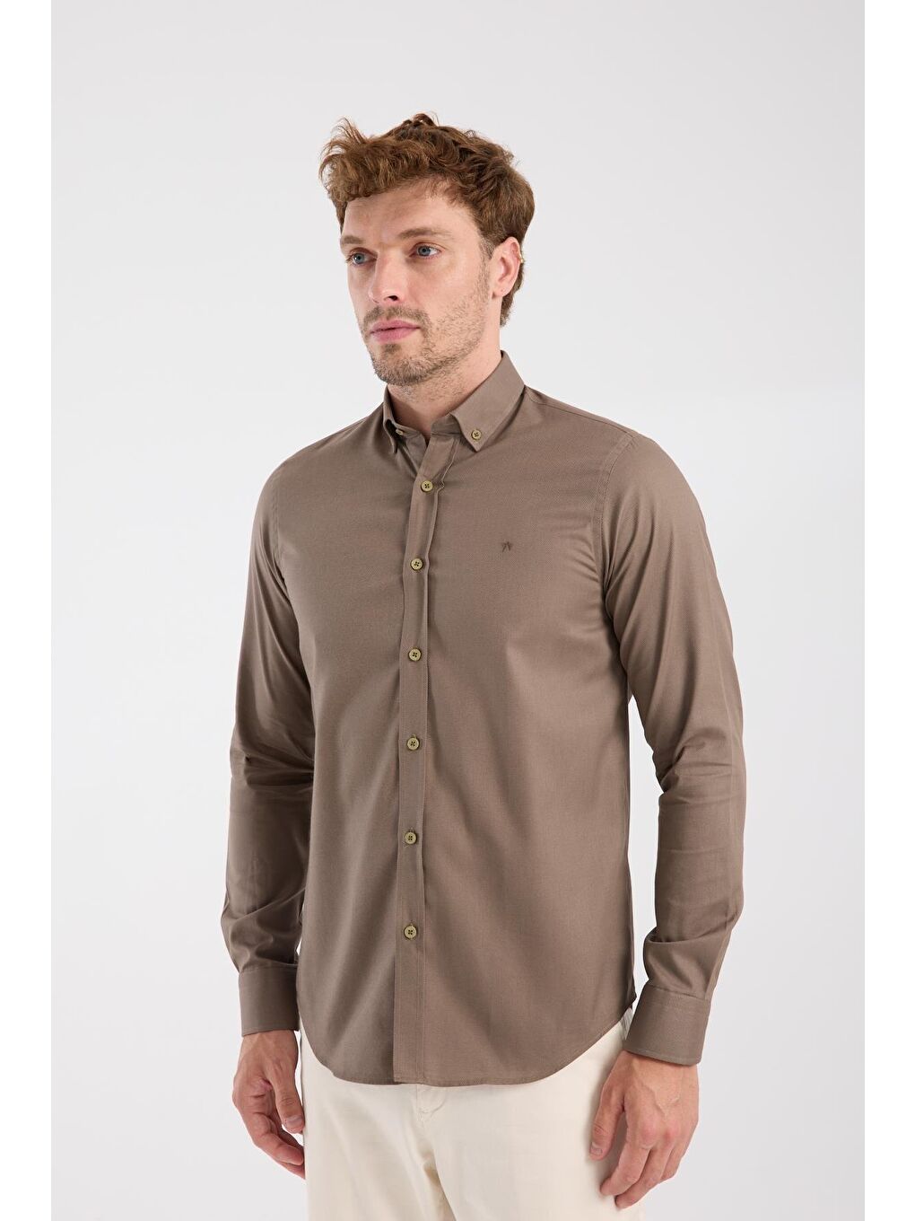 Aclub Ac10103 Twill Pamuklu Slim Fit Kahverengi Düğmeli Yaka Erkek Düz Gömlek-3