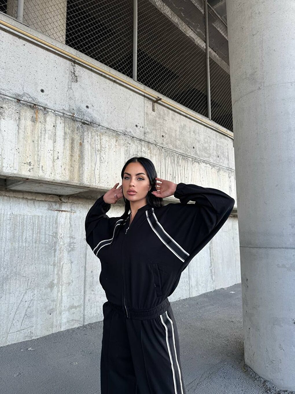 Siyah Modal Kumaş Çizgi Detay Alt Üst Takım-1