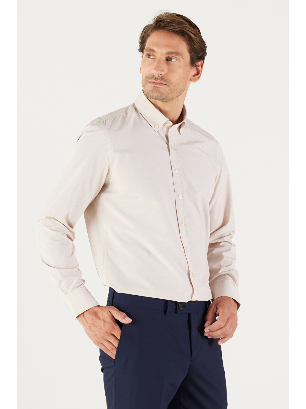 Erkek Bej Slim Fit Dar Kesim Oxford Düğmeli Yaka Pötikareli Pamuklu Gömlek