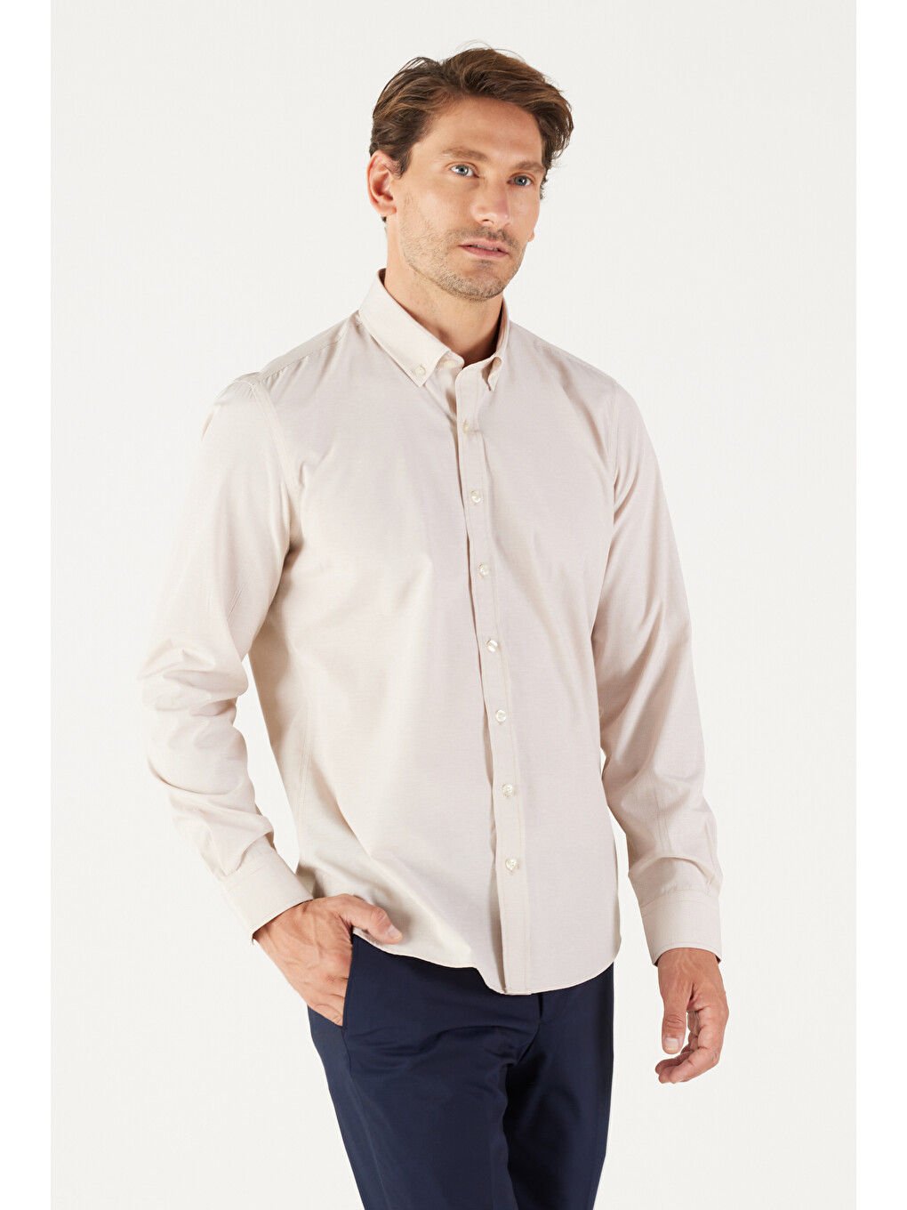 Erkek Bej Slim Fit Dar Kesim Oxford Düğmeli Yaka Pötikareli Pamuklu Gömlek-2