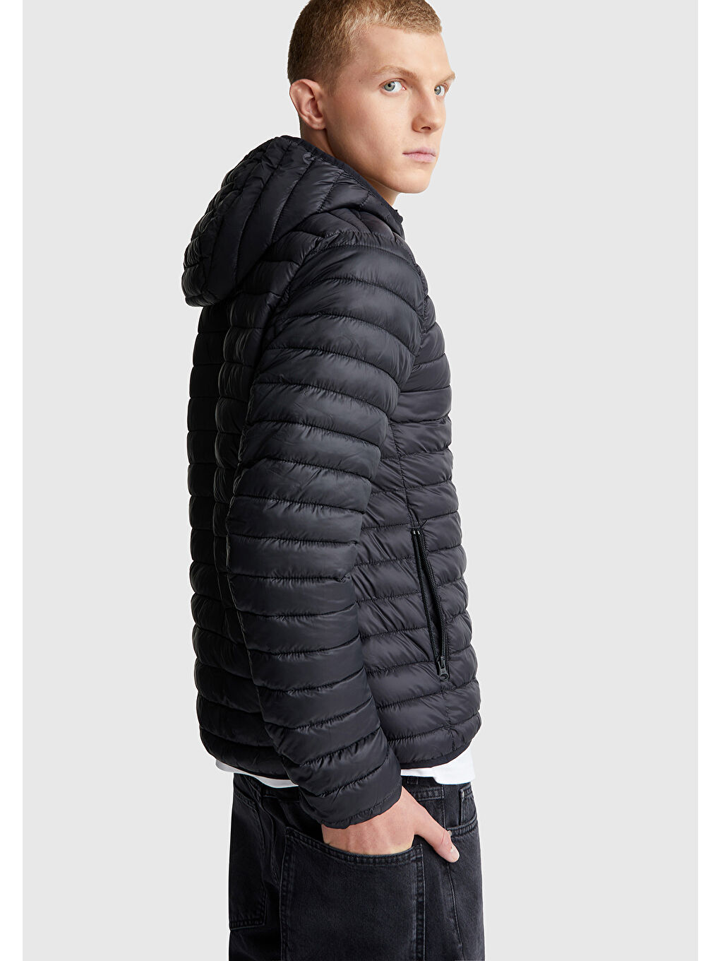 Erkek Siyah Polyester Dolgulu Regular Fit Kapüşonlu Puffer Mont-2