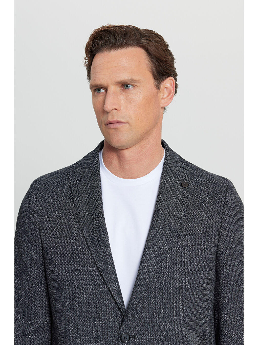 Erkek Siyah Regular Fit Normal Kesim Kırlangıç Yaka Flamlı Kapak Cepli Blazer Ceket-3