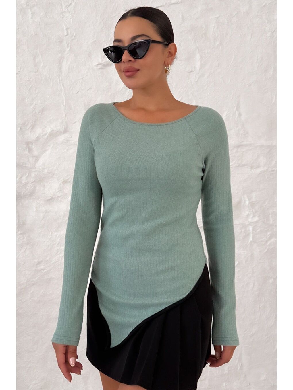 Kadın Mint Yeşili Kayık Yakalı V Kesim Biyeli İnterlok Bluz