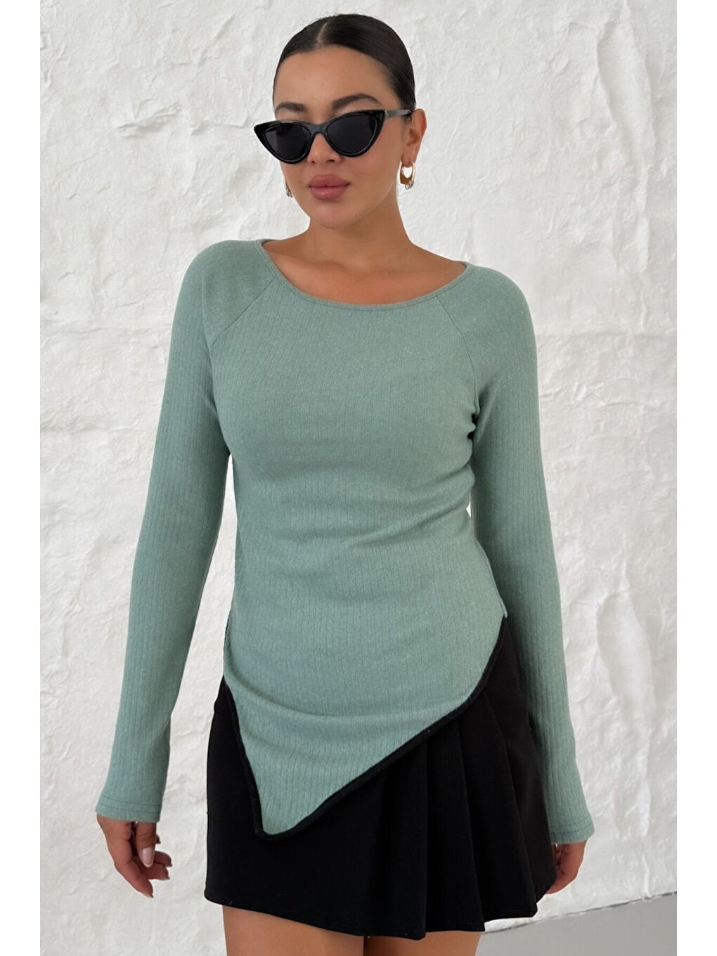 Kadın Mint Yeşili Kayık Yakalı V Kesim Biyeli İnterlok Bluz-1