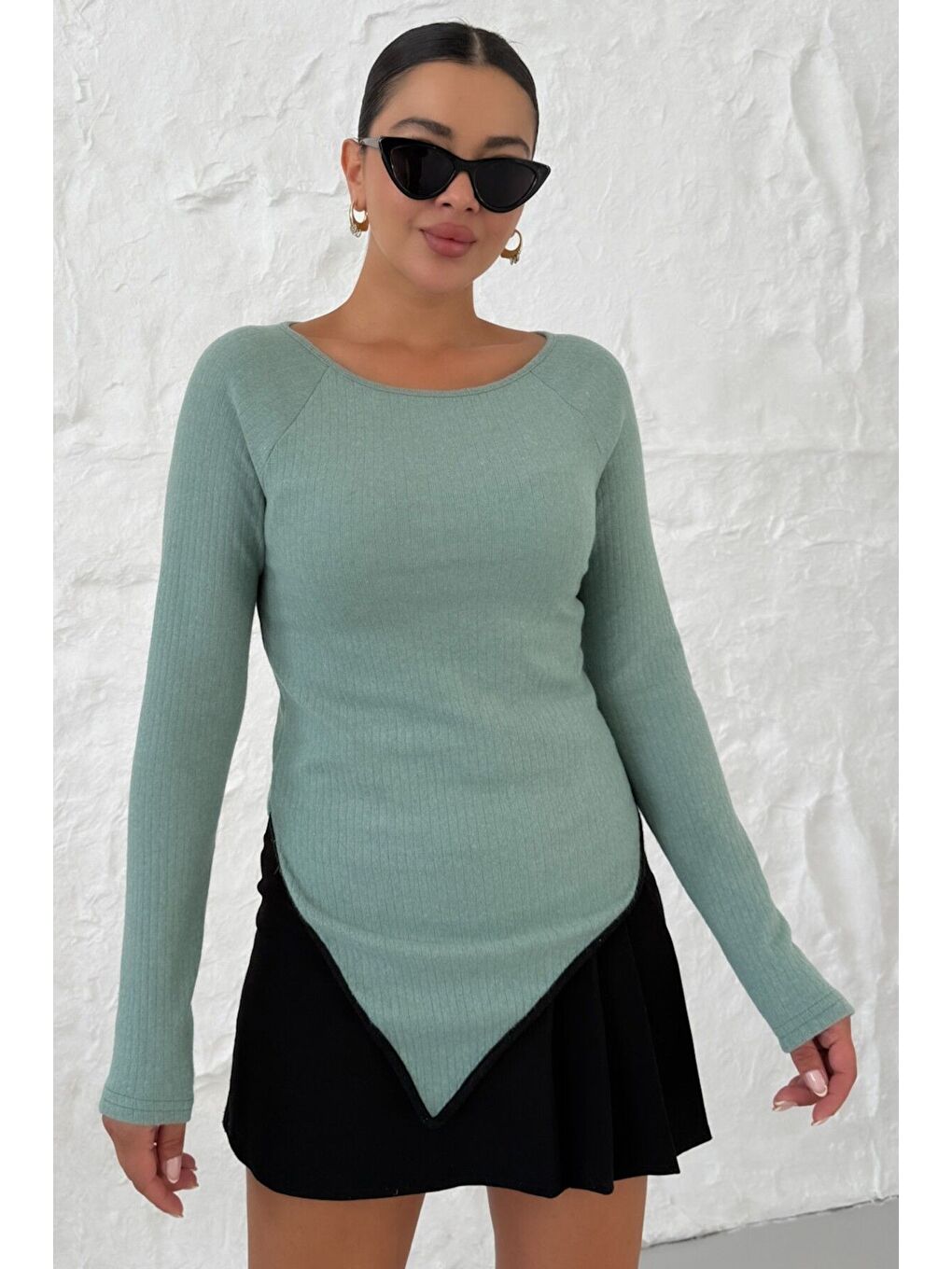 Kadın Mint Yeşili Kayık Yakalı V Kesim Biyeli İnterlok Bluz-2