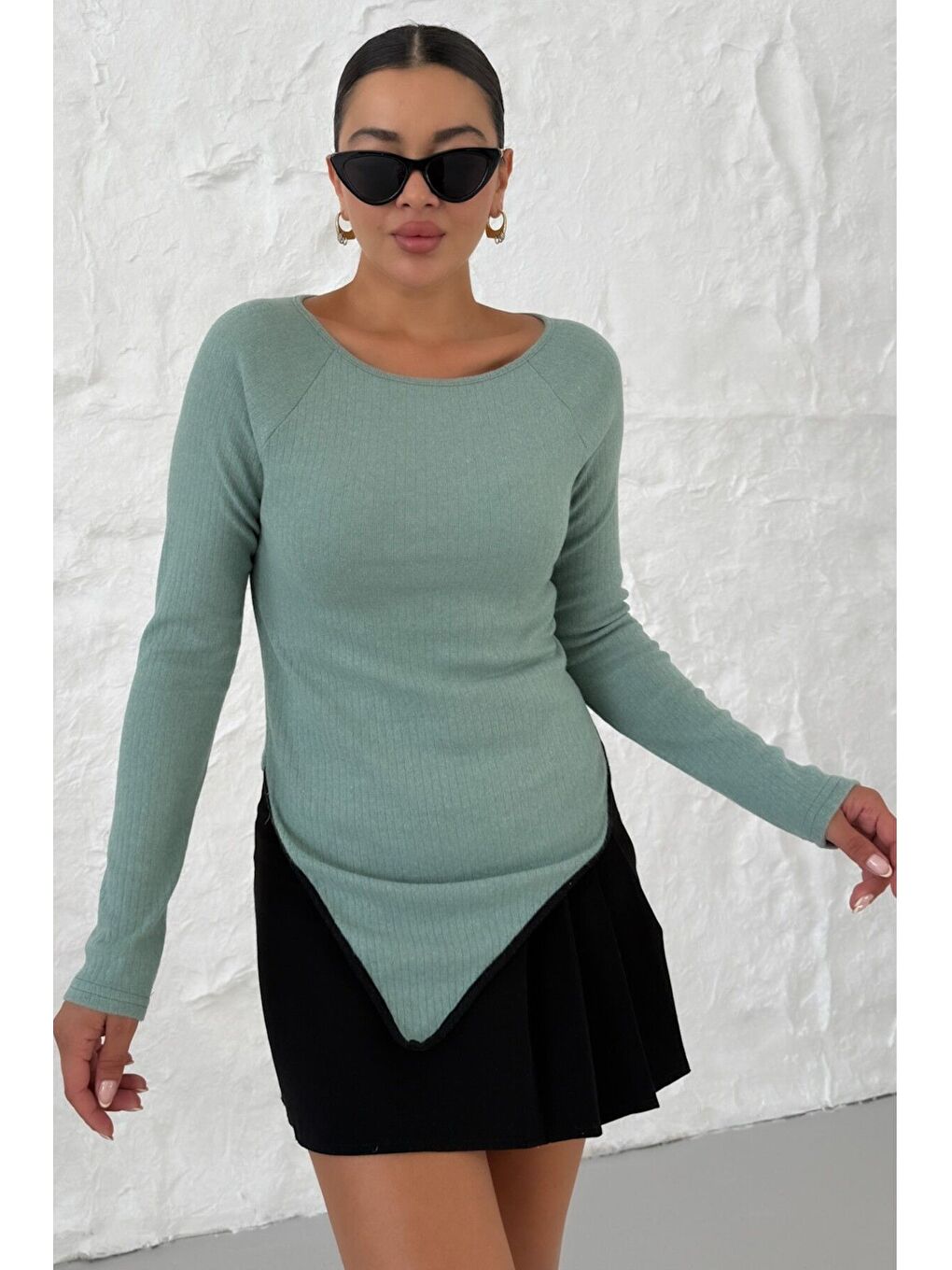 Kadın Mint Yeşili Kayık Yakalı V Kesim Biyeli İnterlok Bluz-3