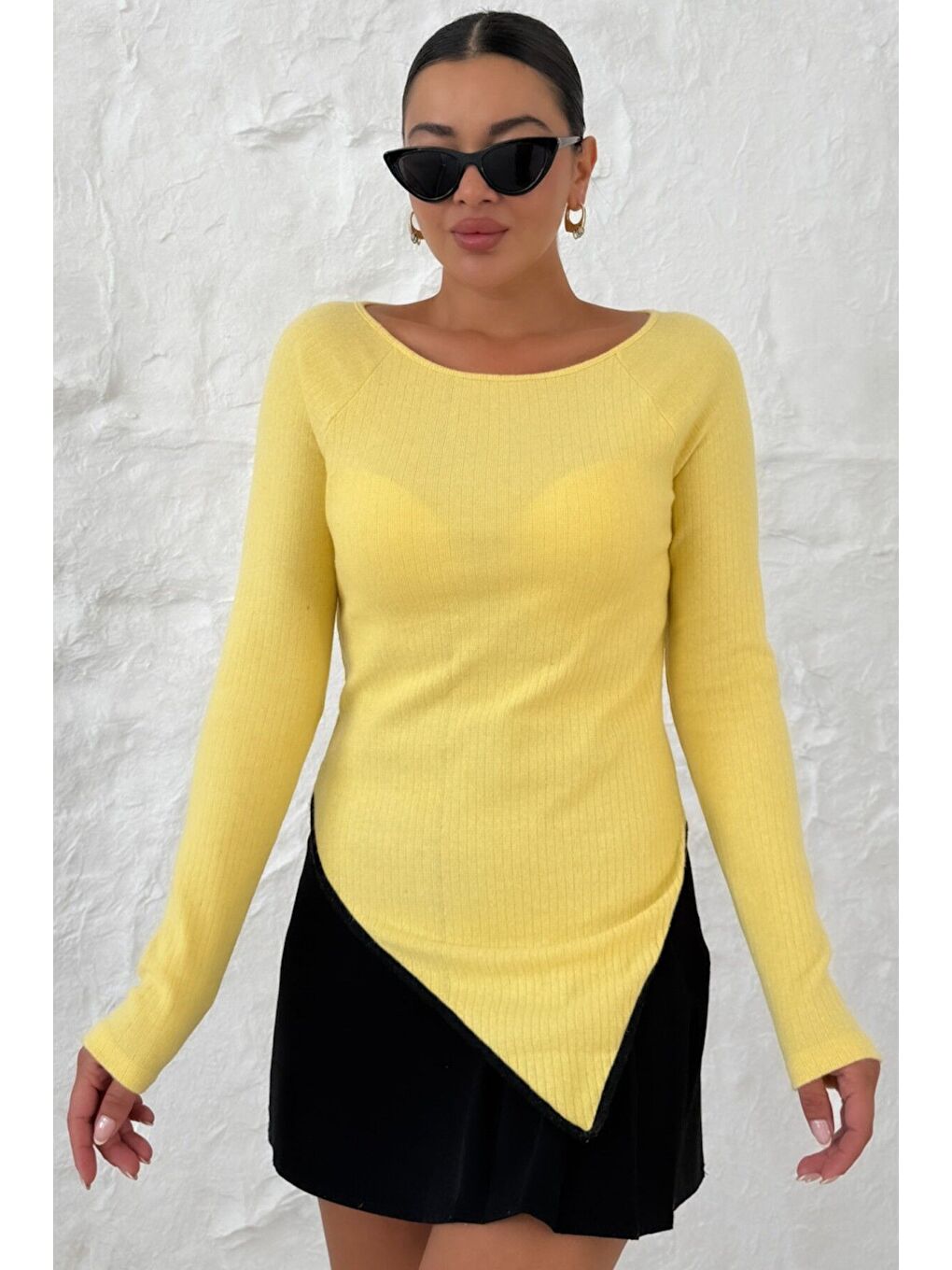 Kadın Sarı Kayık Yakalı V Kesim Biyeli İnterlok Bluz-1