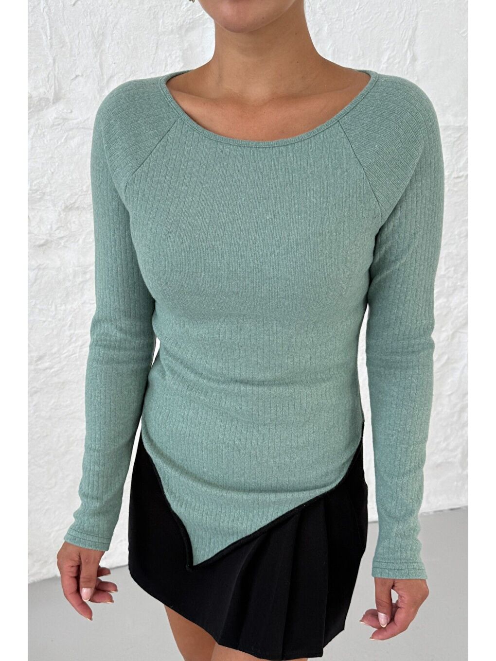 Kadın Mint Yeşili Kayık Yakalı V Kesim Biyeli İnterlok Bluz-5