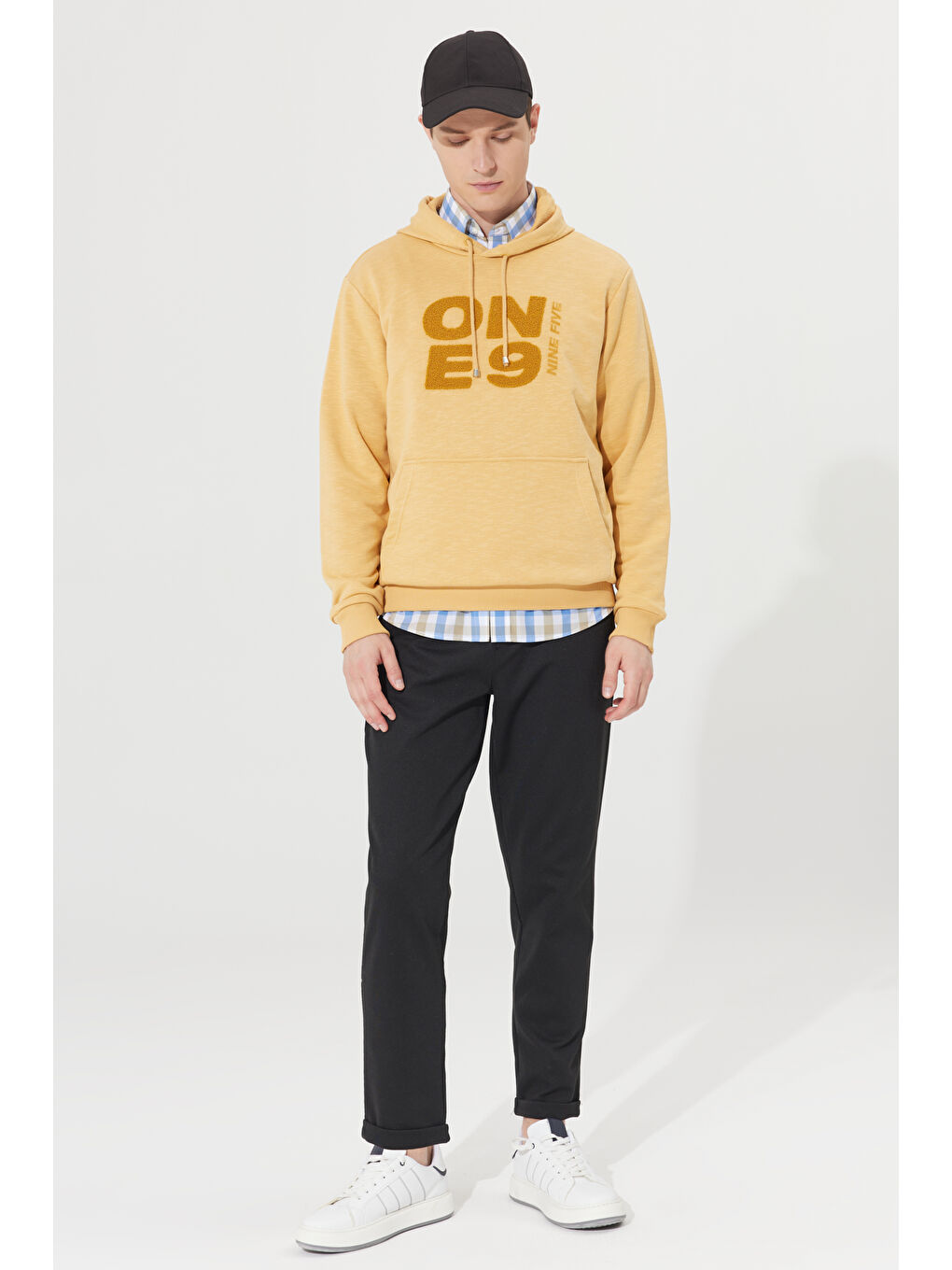 Sarı Erkek SAFRAN Slim Fit Dar Kesim Kapüşonlu Pamuklu Baskılı Sweatshirt-1