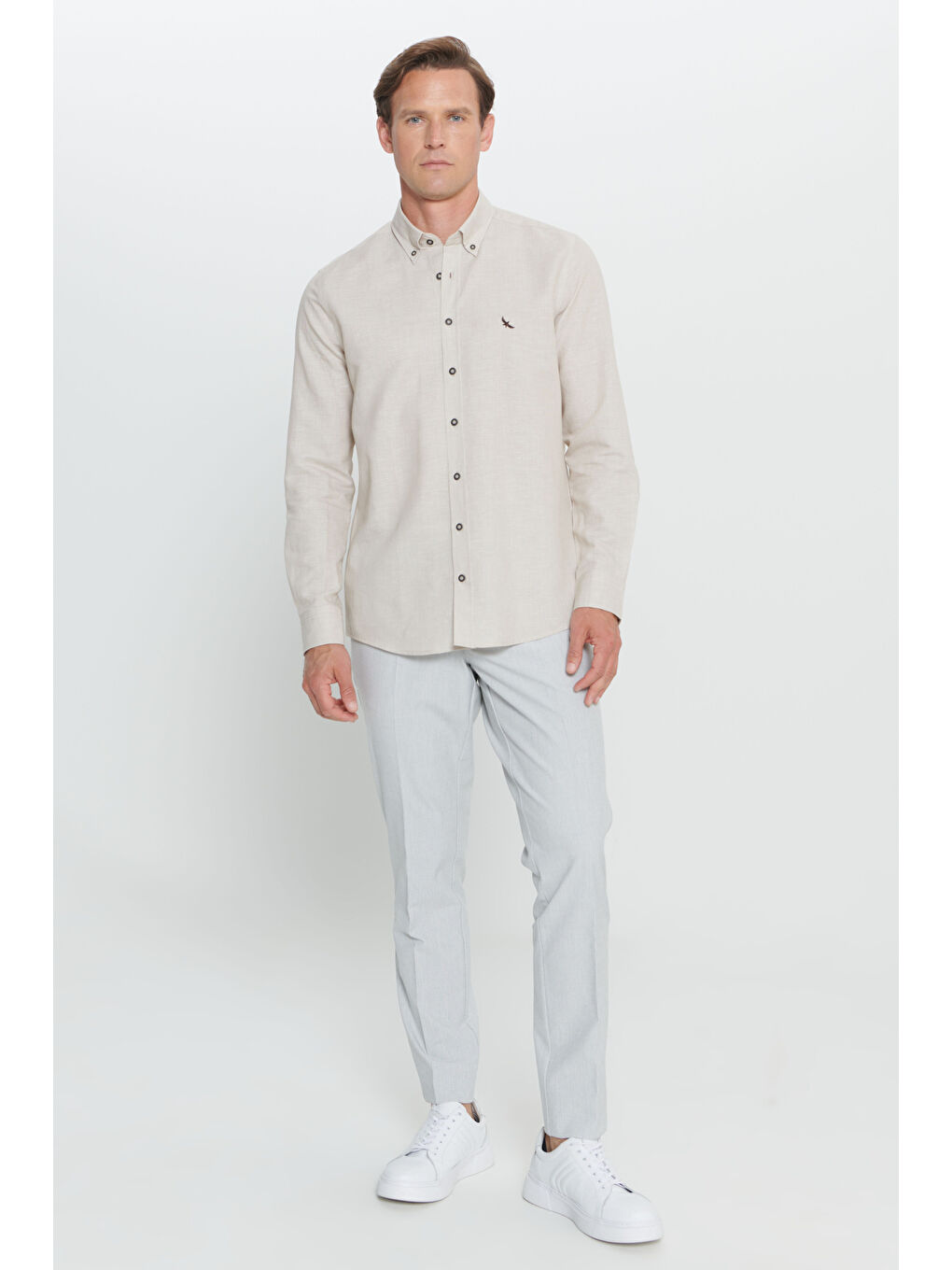 Erkek Bej Slim Fit Dar Kesim Düğmeli Yaka Pamuklu Gömlek-1