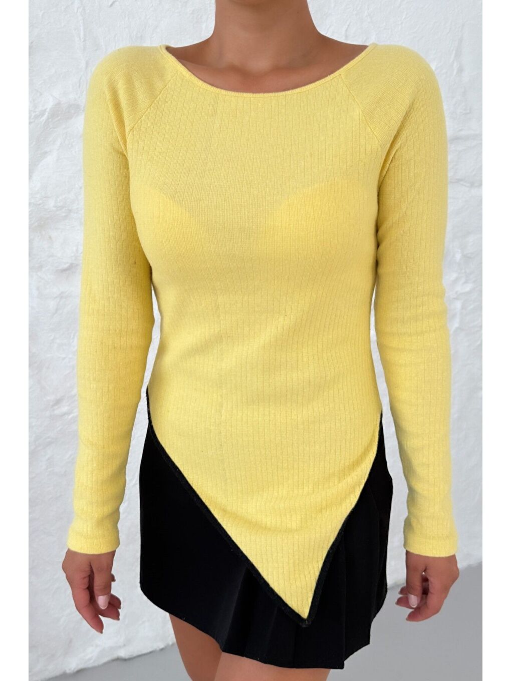 Kadın Sarı Kayık Yakalı V Kesim Biyeli İnterlok Bluz-6