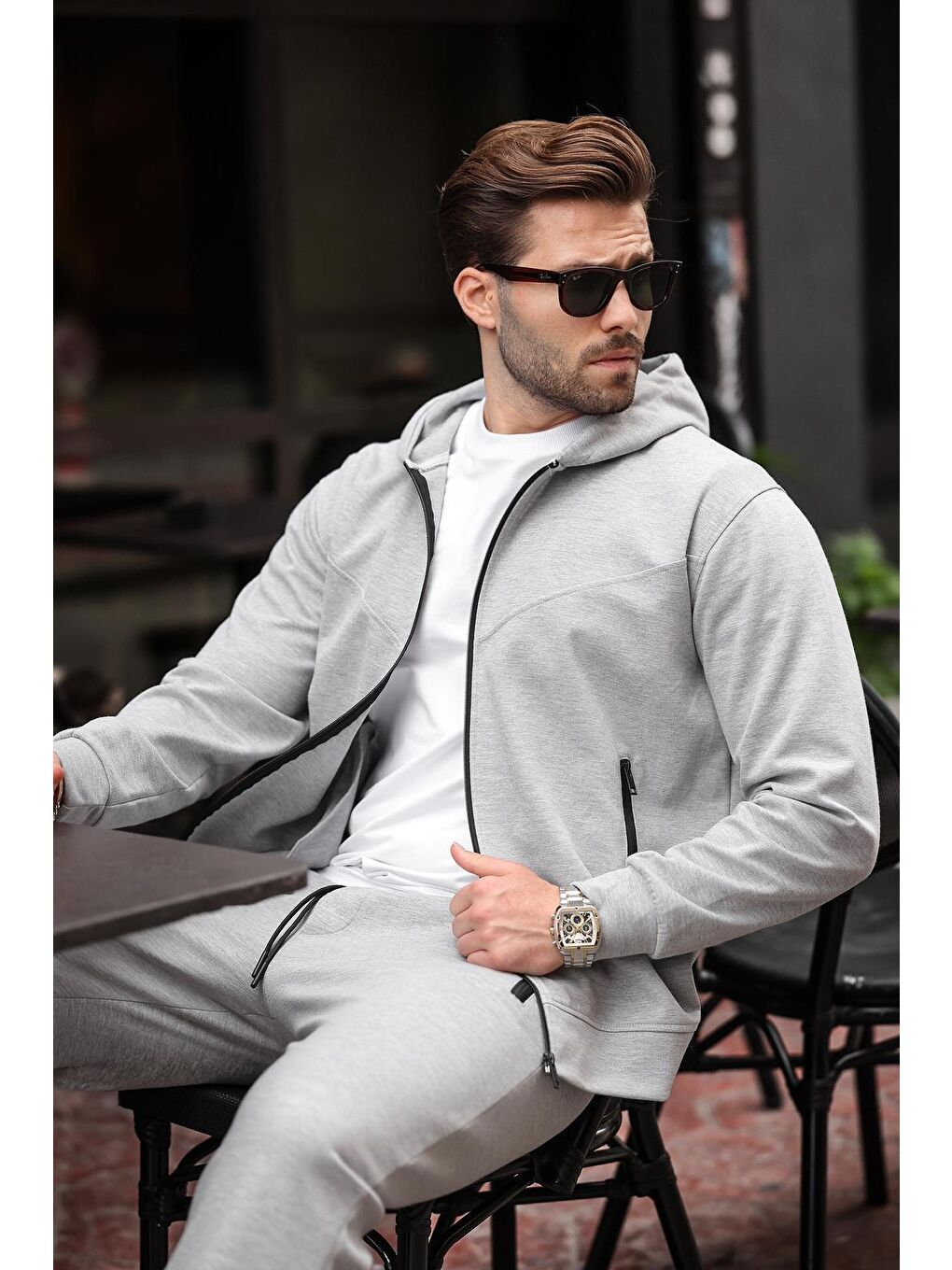 Gri Kapüşonlu Rahat Kesim Erkek Eşofman Takımı E7330-1