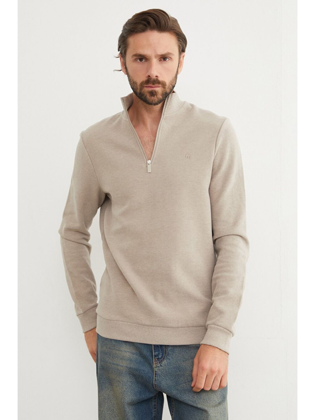 Bej Fitilli Dik Yaka Yarım Fermuarlı Sweatshirt