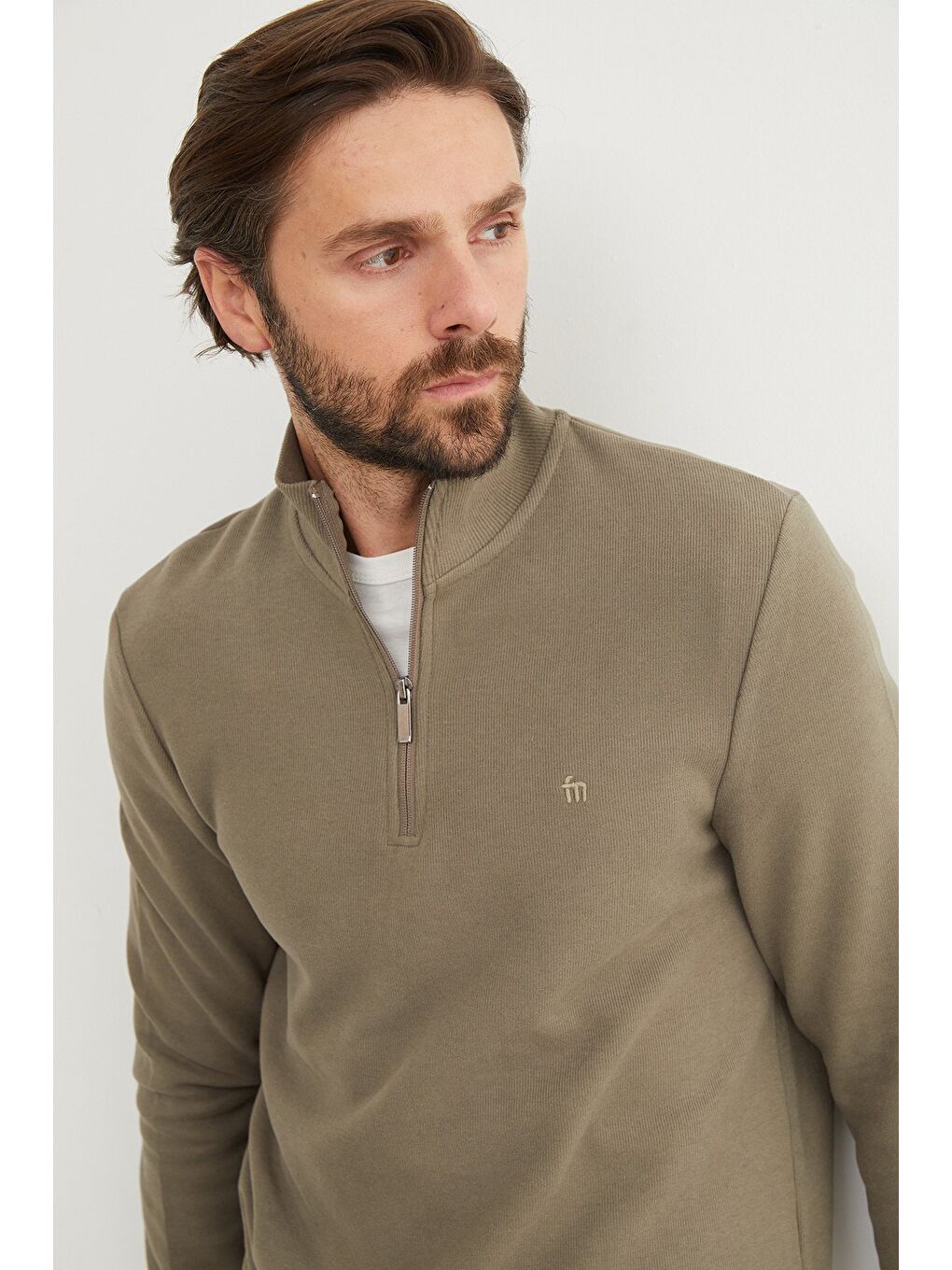 Haki Fitilli Dik Yaka Yarım Fermuarlı Sweatshirt