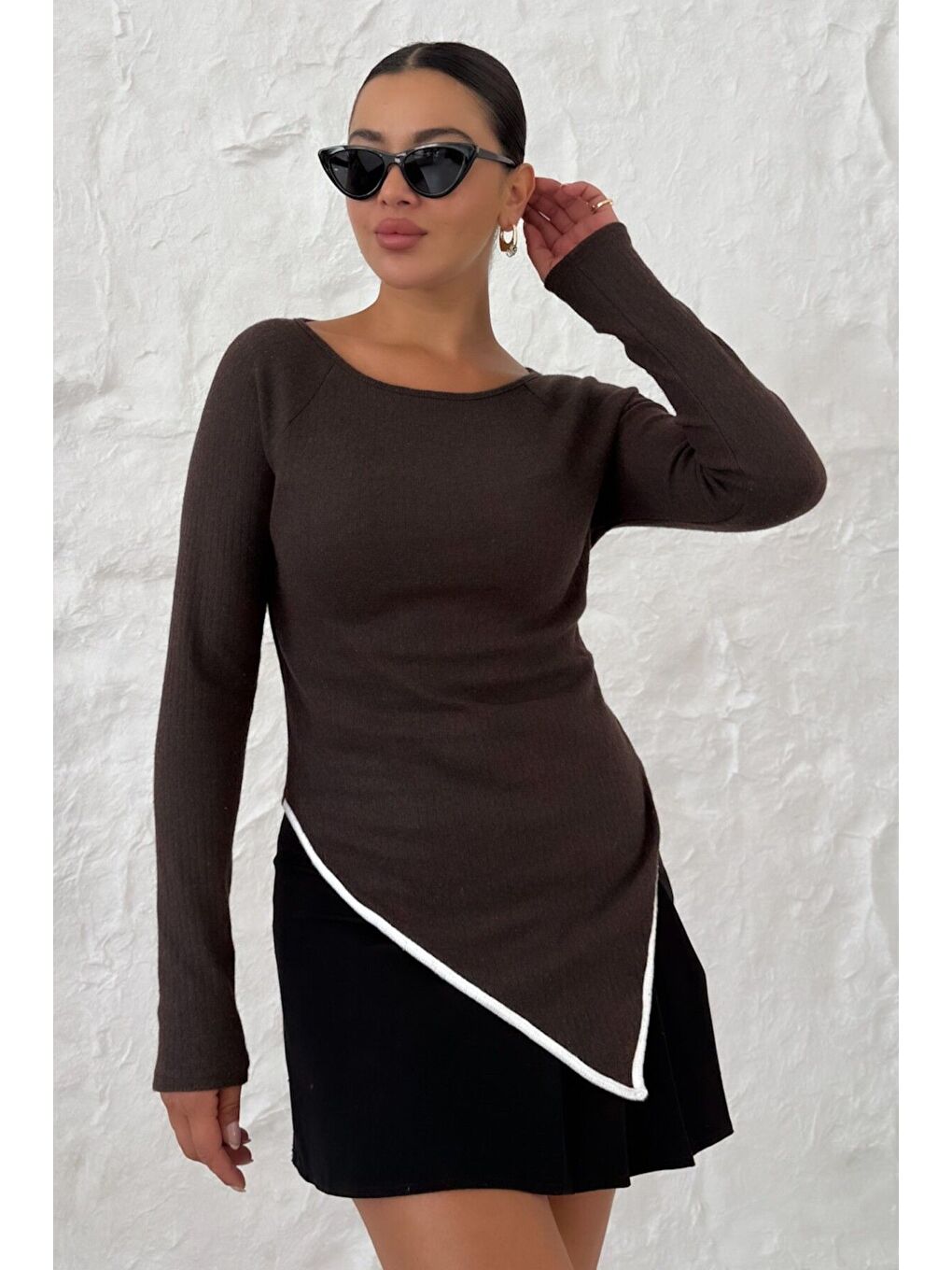 Kadın Kahverengi Kayık Yakalı V Kesim Biyeli İnterlok Bluz-2