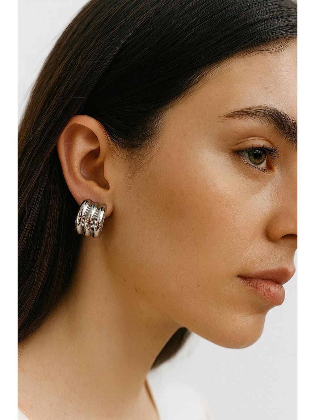 Gri Gümüş Renk Çelik Küpe