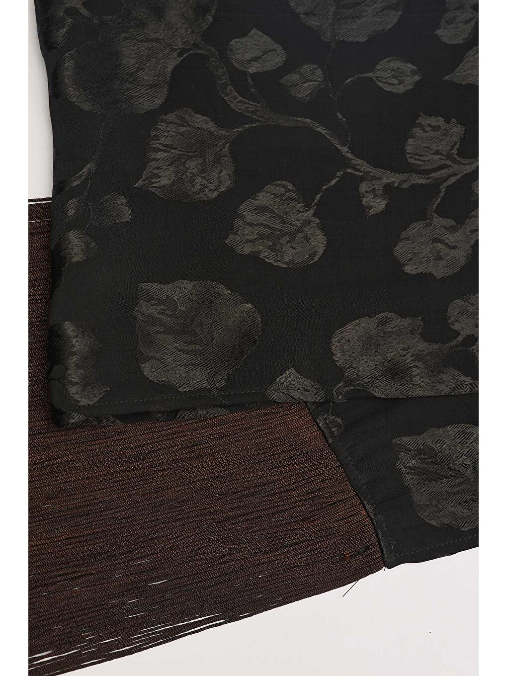 Püskül Detaylı Şal Siyah-4