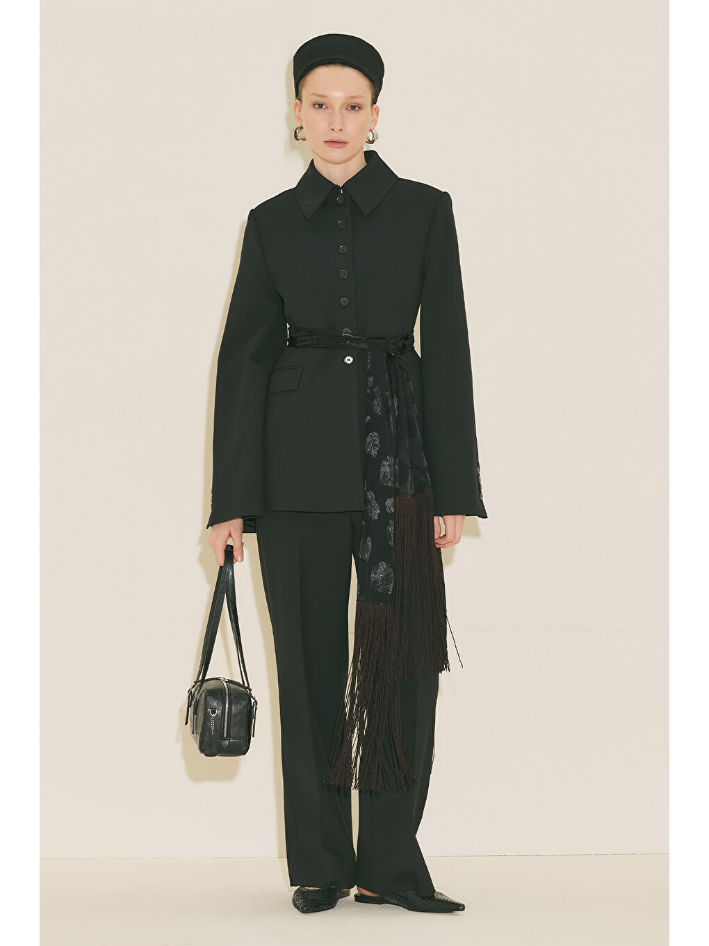 Püskül Detaylı Şal Siyah-7