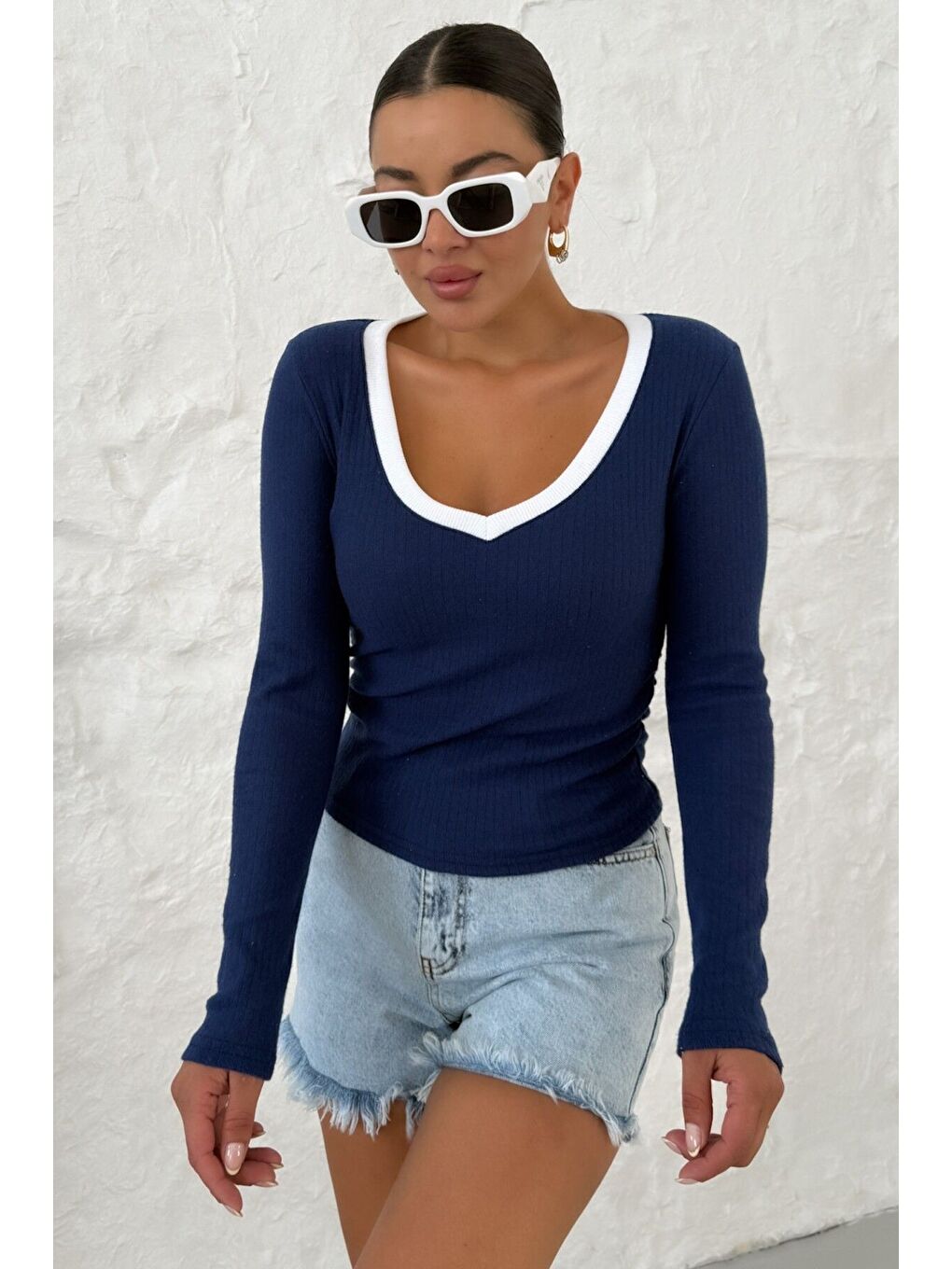 Kadın Lacivert V Yakalı Biyeli Uzun Kollu İnterlok Bluz-4