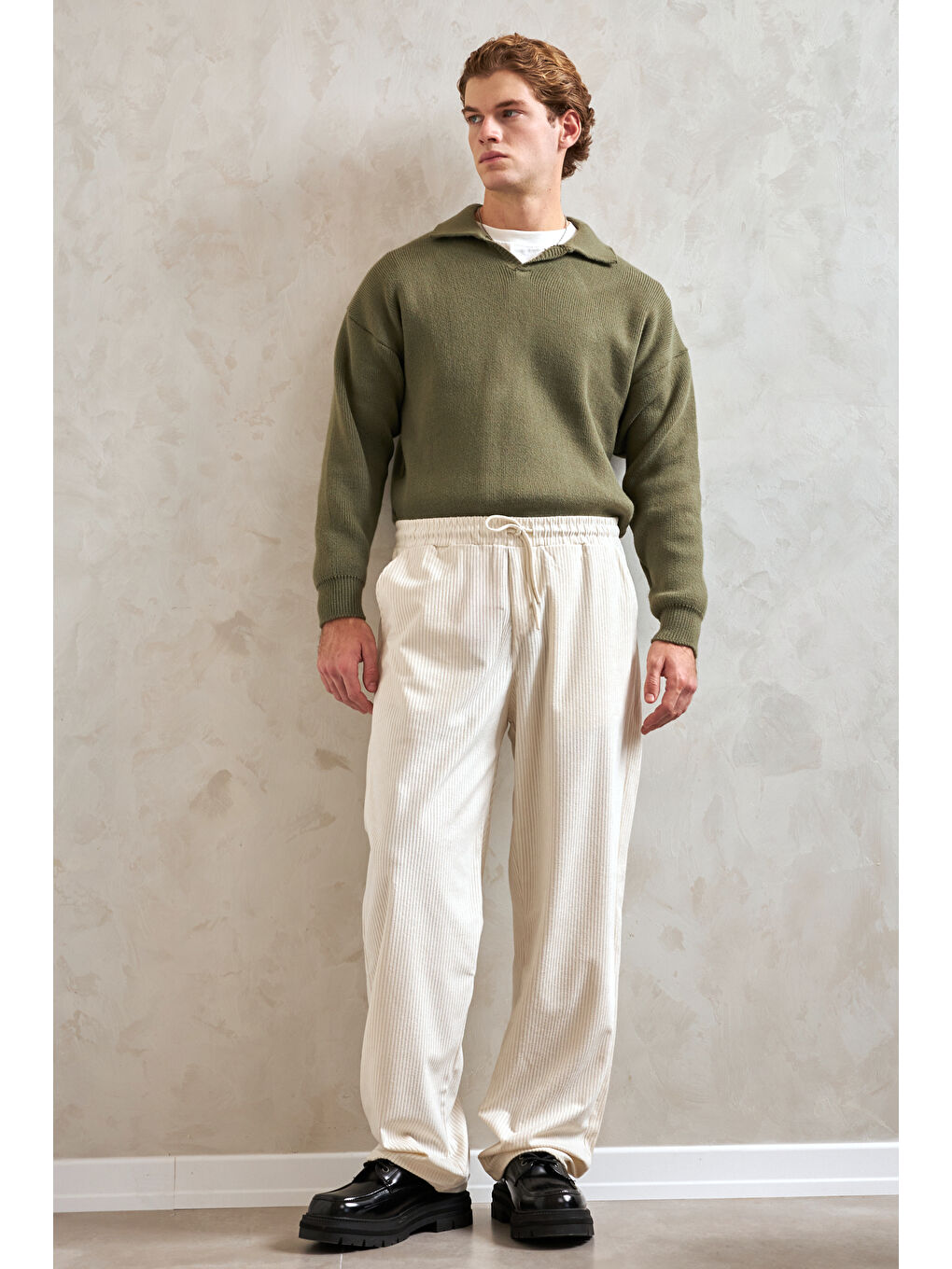 Ekru Erkek Beli Lastikli Baggy Kalıp Kadife Pantolon