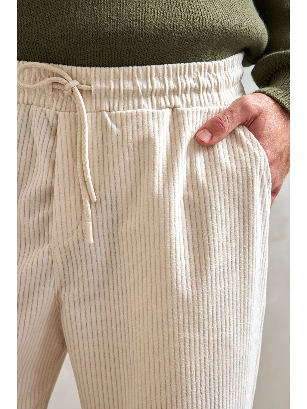 Ekru Erkek Beli Lastikli Baggy Kalıp Kadife Pantolon-4