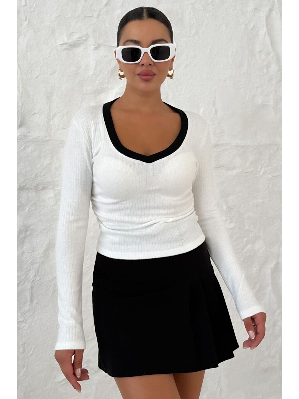 Kadın Beyaz V Yakalı Biyeli Uzun Kollu İnterlok Bluz-3