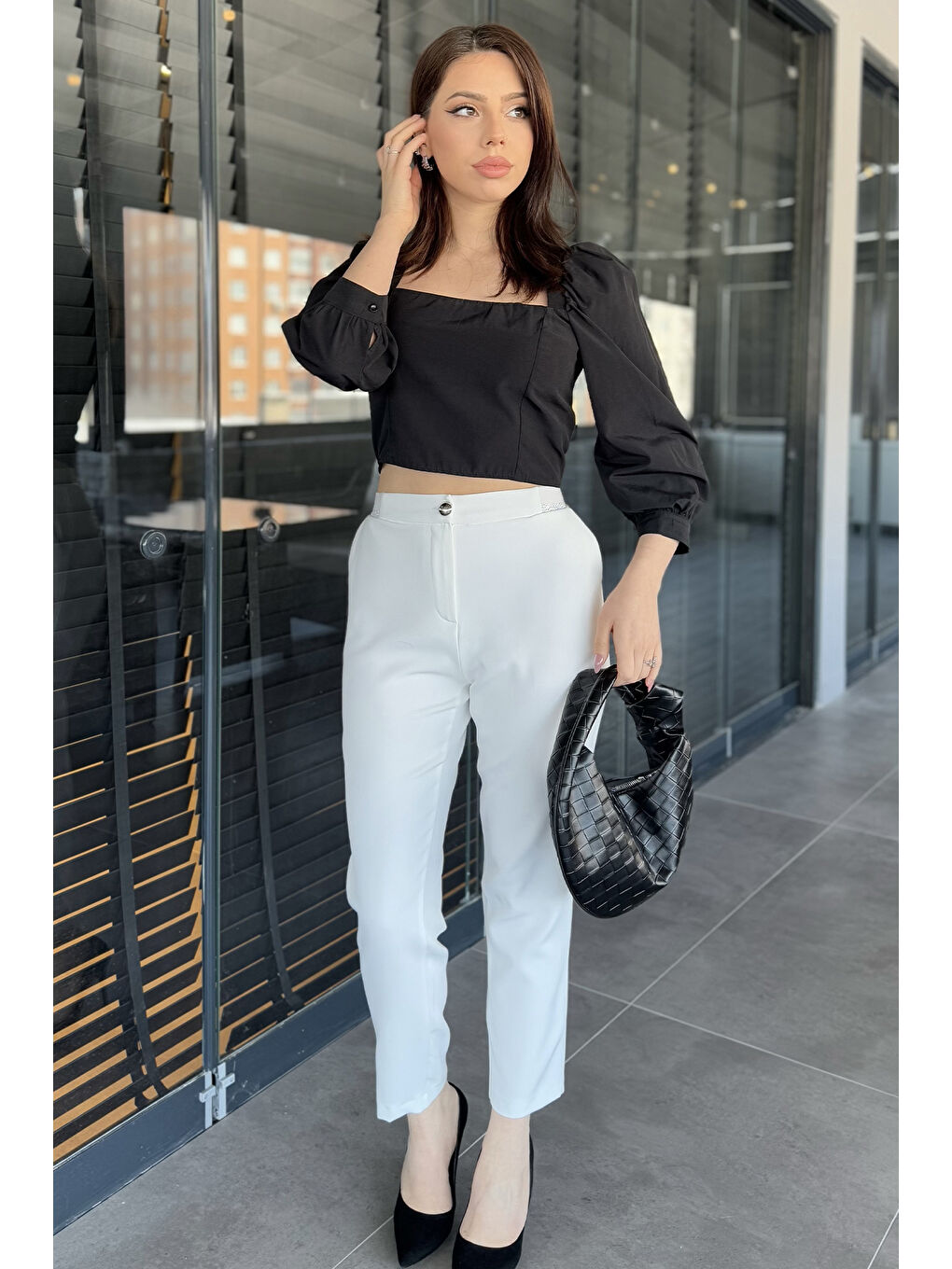 Ekru Büyük Beden Bel Lastikli Kadın Kumaş Pantolon