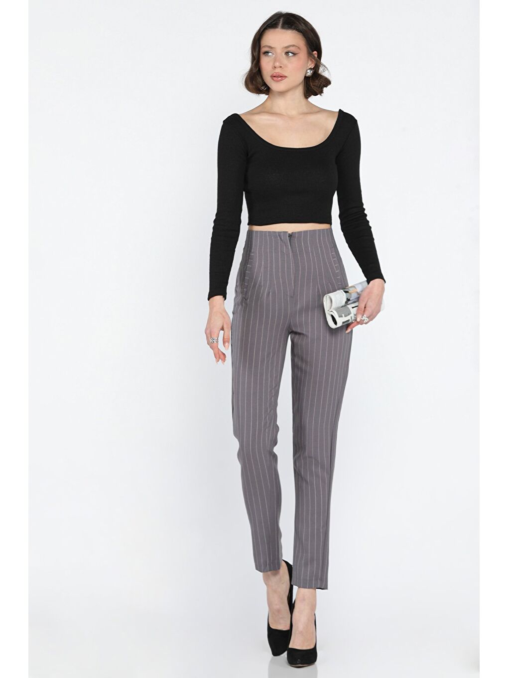 Gri Boru Paça Kadın Pantolon