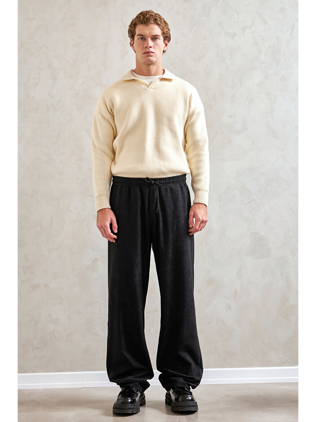 Siyah Erkek Beli Lastikli Baggy Kalıp Kadife Pantolon-1