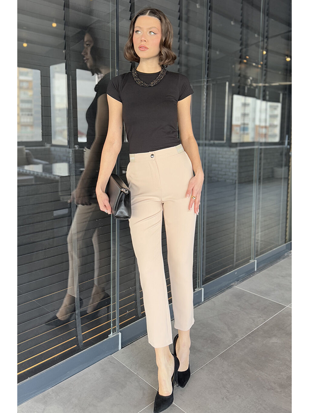 Bej Bel Lastikli Kadın Kumaş Pantolon