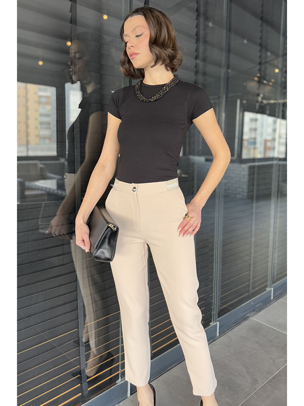 Bej Bel Lastikli Kadın Kumaş Pantolon-1