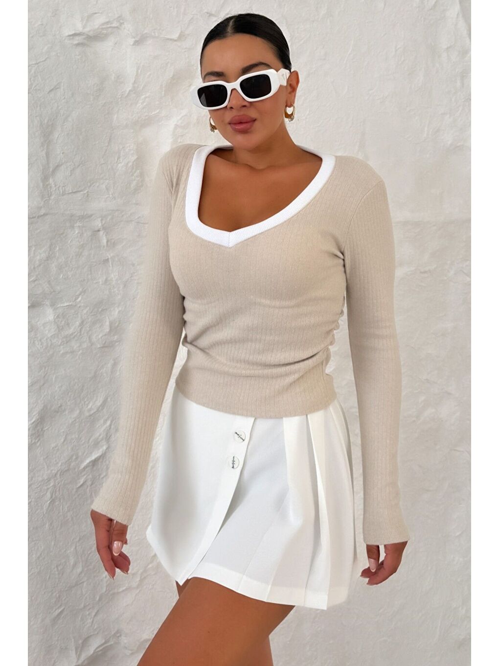 Kadın Bej V Yakalı Biyeli Uzun Kollu İnterlok Bluz-1