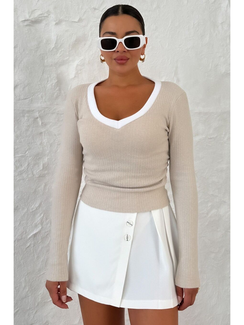 Kadın Bej V Yakalı Biyeli Uzun Kollu İnterlok Bluz-4